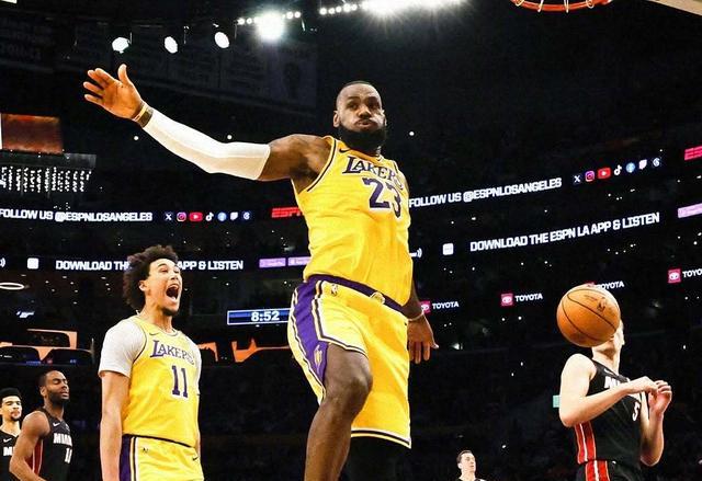 热火大胜湖人晋级季后赛 热火大胜湖人晋级季后赛