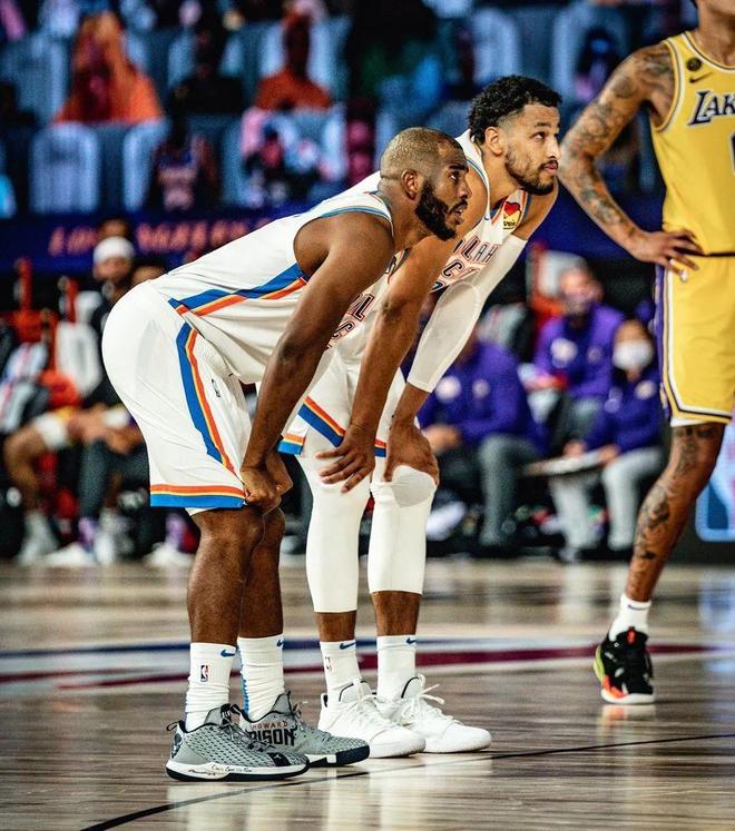 开云平台-湖人豪取八连胜,东部头把交椅的简单介绍