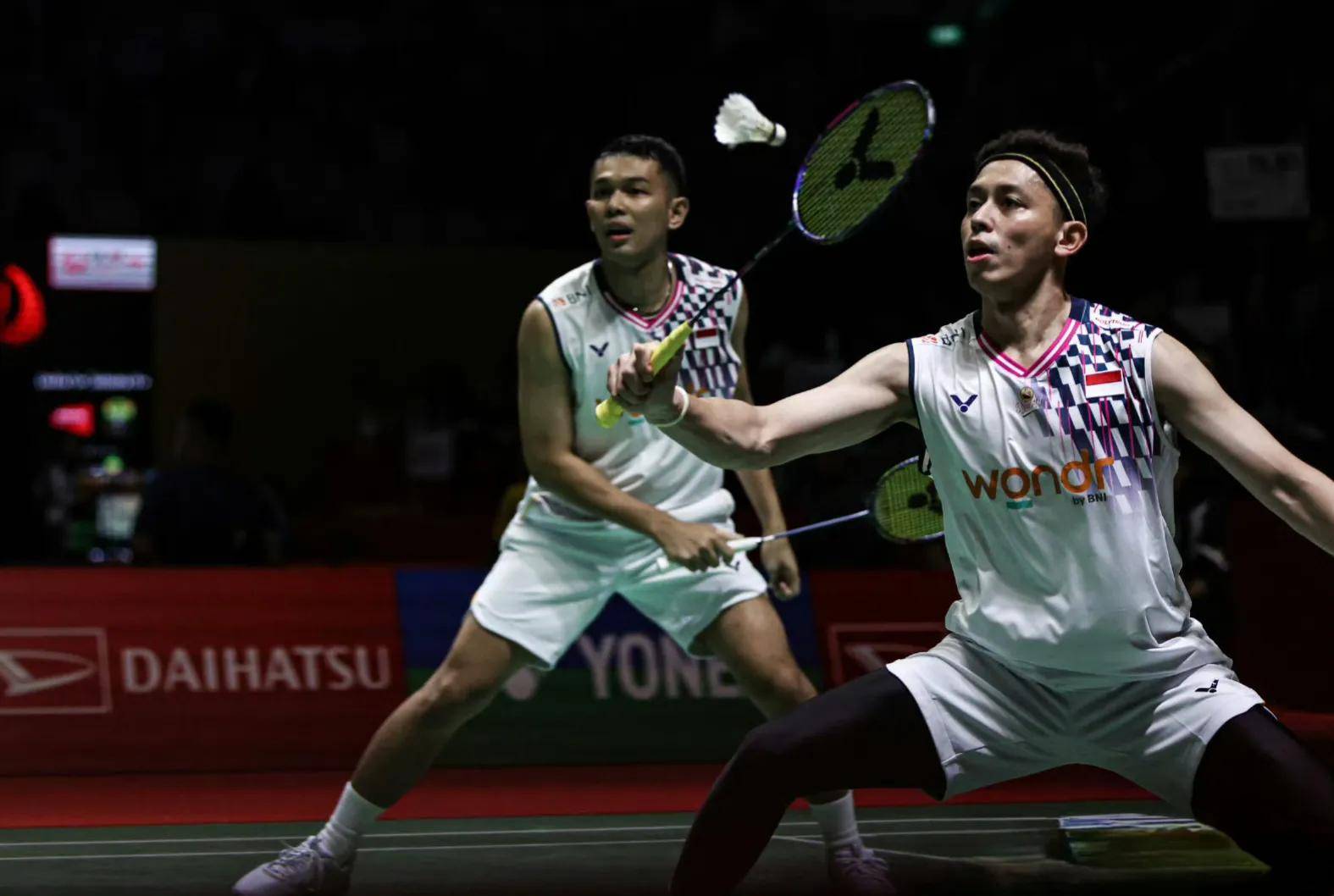 关于印尼羽毛球队鏖战英格兰羽毛球队，林丹关键制胜的信息