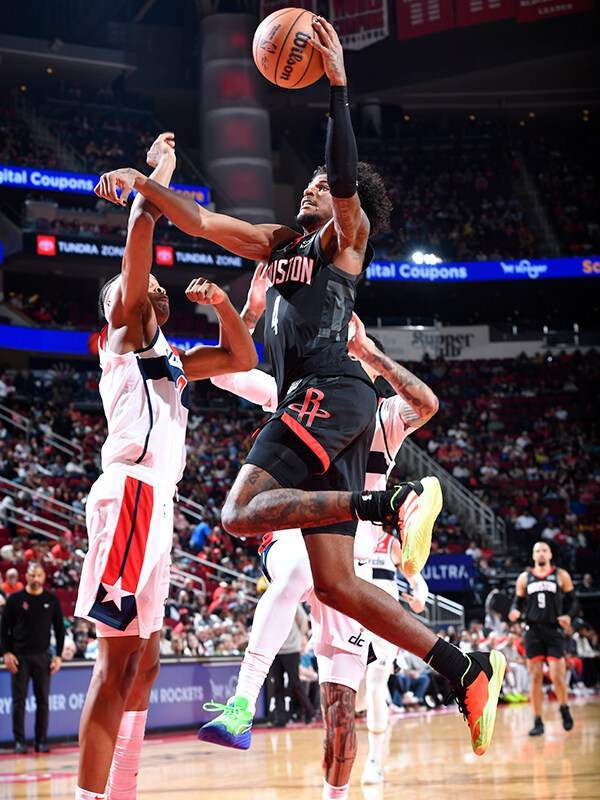 包含火箭客场力克奇才,取得连胜的词条 包含火箭客场力克奇才,取得连胜的词条