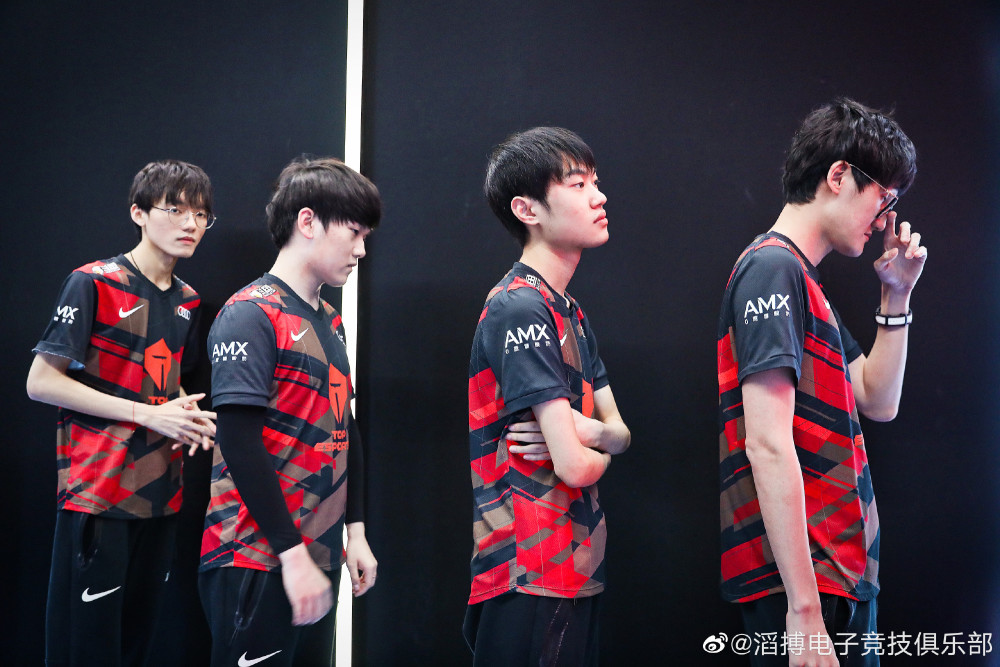 马来西亚队鏖战印尼队，辛杜状态火热