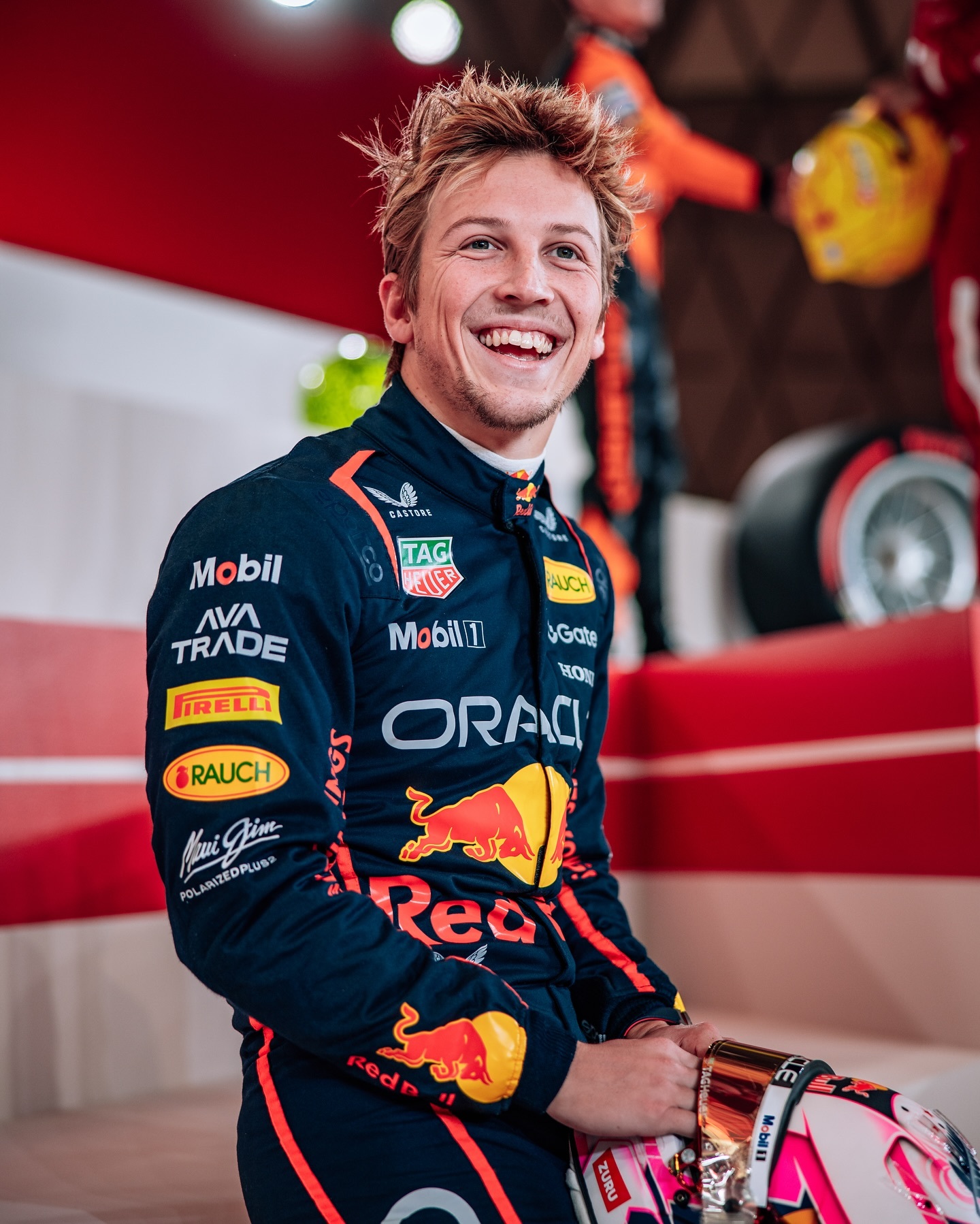 开云官网-阿斯顿马丁力克红牛车队，拉塞尔刷新纪录