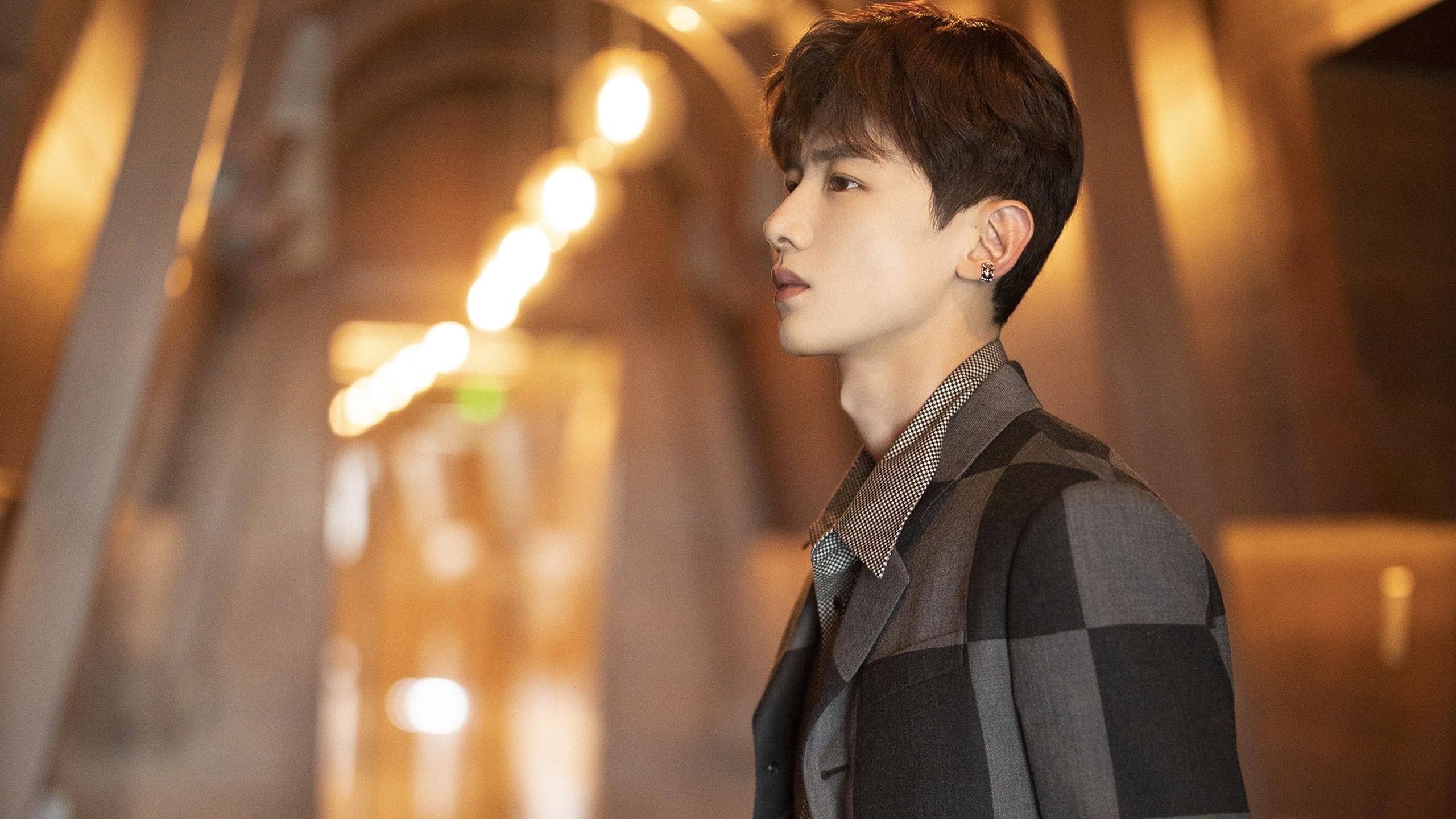 开云体育下载-利拉德狂暴62分如火山喷发，猛龙窒息防守锁死国王反扑之路