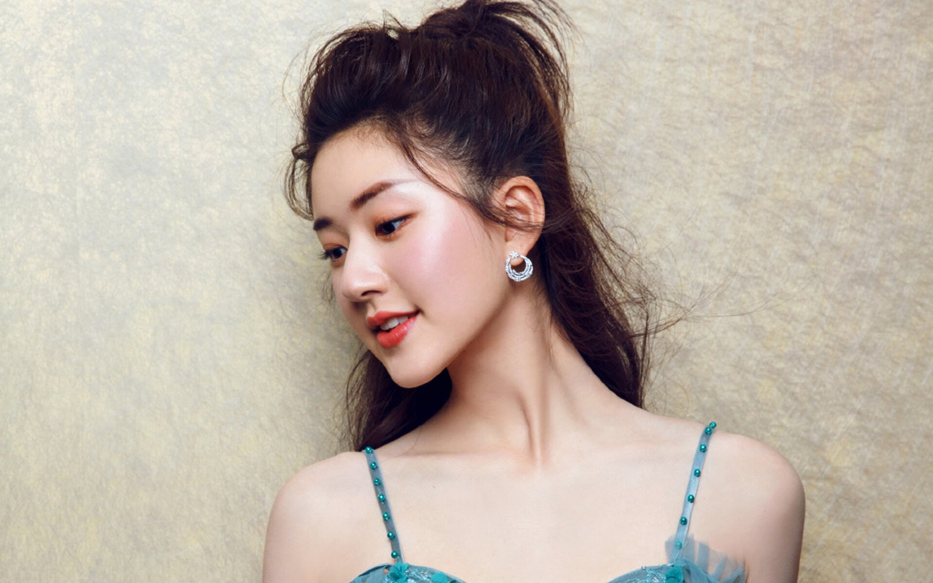 开云下载-赛道与球场，当提前终结成为现代竞技的残酷美学