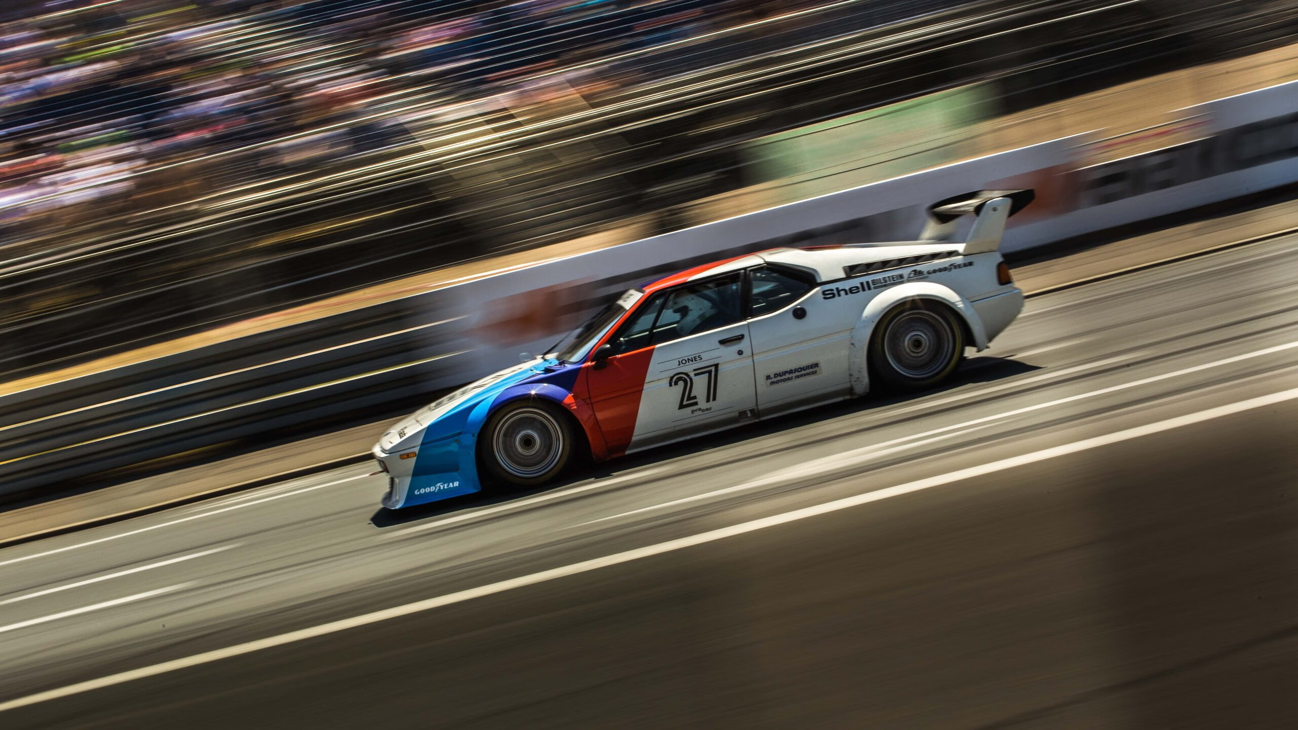 西甲国家德比之夜，德罗赞连续得分拉开差距的篮球交响曲