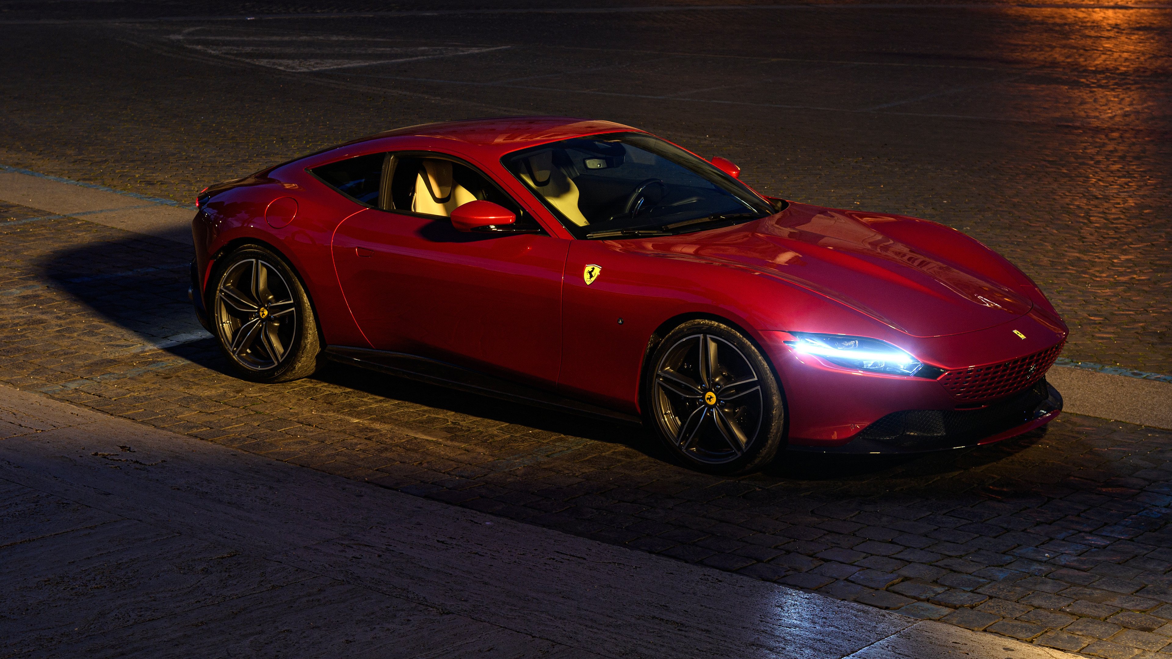 开云下载-跨越半球的对话,当广东队遇上尼克斯,聚光灯下的米切尔