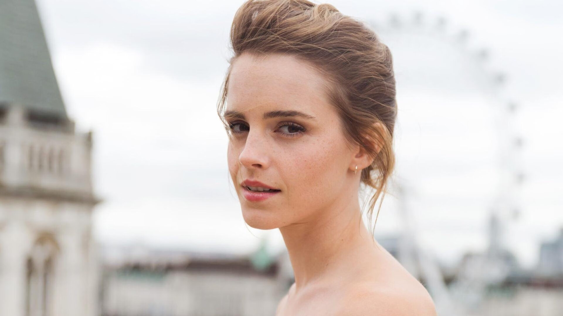 F1赛道上的绿茵博弈，埃及车队如何以足球智慧超车曼联？