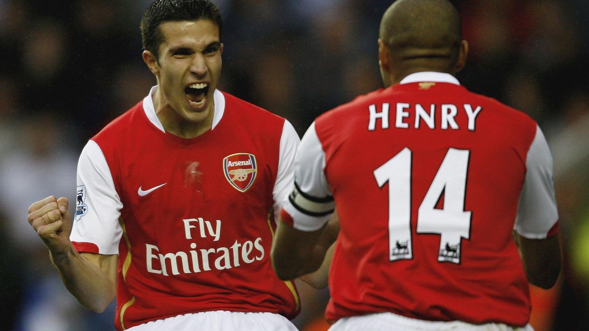 没有欢呼的绽放，范弗利特那晚沉入骨髓的存在感