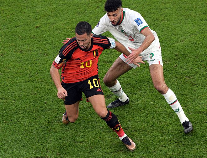 拉亚爆发，哥斯达黎加打穿摩洛哥